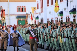 COMGE pasando revista a la fuerza.