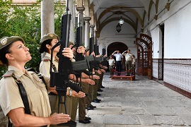 Recepción de honores JEME y CEME