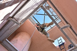 Práctica de rápel vertical