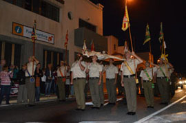El Cristo de la Buena Muerte y los banderines