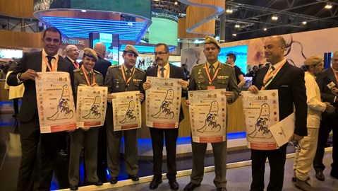 El Presidente del Cabildo con su Consejero y  el Gerente de turismo apoyando FUDENAS.