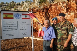 El Alcalde de Kafer Chouba con GEBRILIB y el General Libanés Aoun