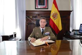 Firma en el Libro de Honor