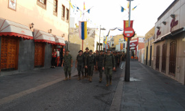 Llegada del BZAP XVI plaza de la Basílica