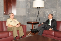 TENIENTE GENERAL  JEFE DEL MANDO DE CANARIAS CON SR. PRESIDENTE DEL GOBIERNO DE CANARIAS 