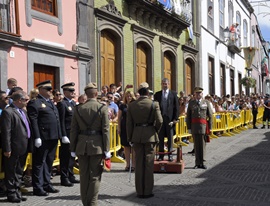 Honores al Representante de S. M. El Rey
