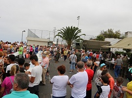 Sirviendo la tradicional ropa vieja