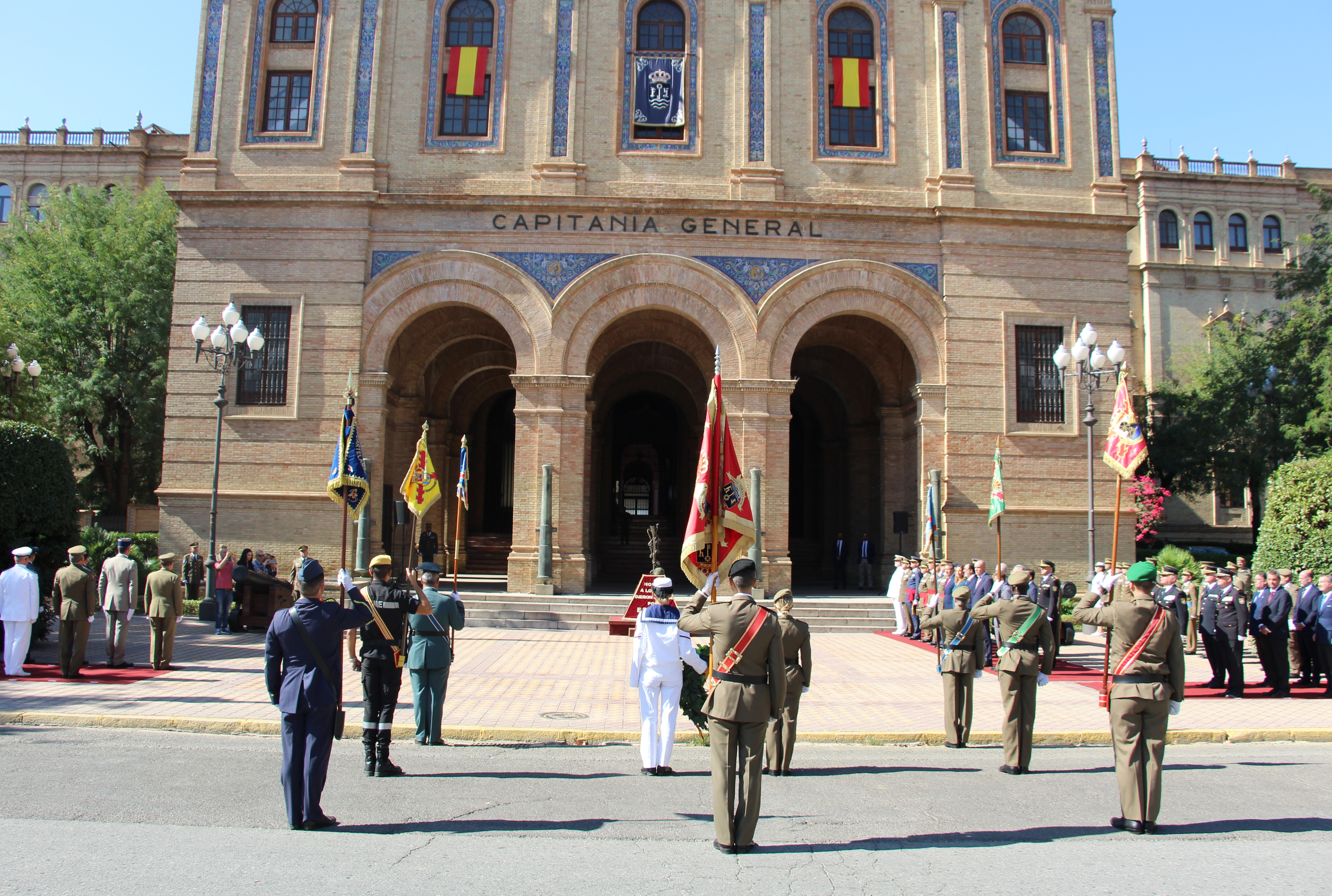 Homenaje a los que dieron si vida por España.