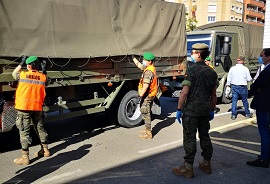 Traslado de material sanitario al ayuntamiento de Lérida