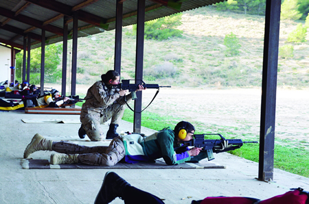 Cadetes participan en un campeonato de Tiro (Foto: Arcarazo)