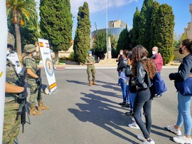 Visita a la exposición de material