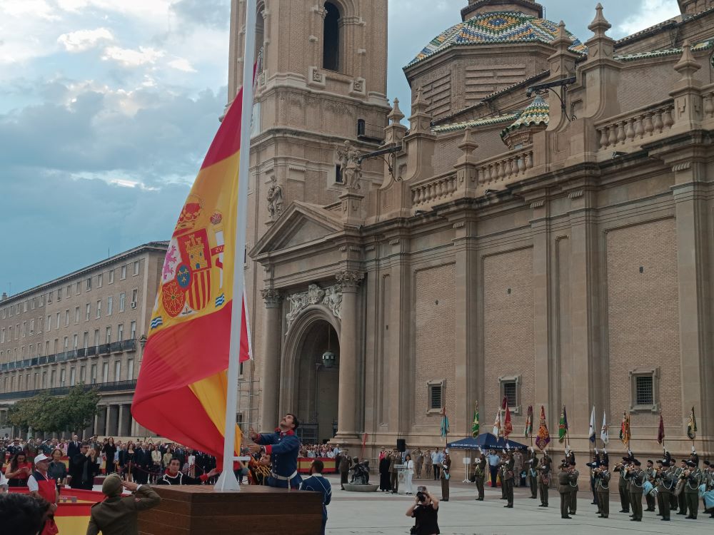 Arriado de bandera